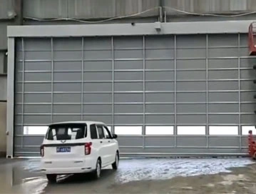 Rapid folding door 3